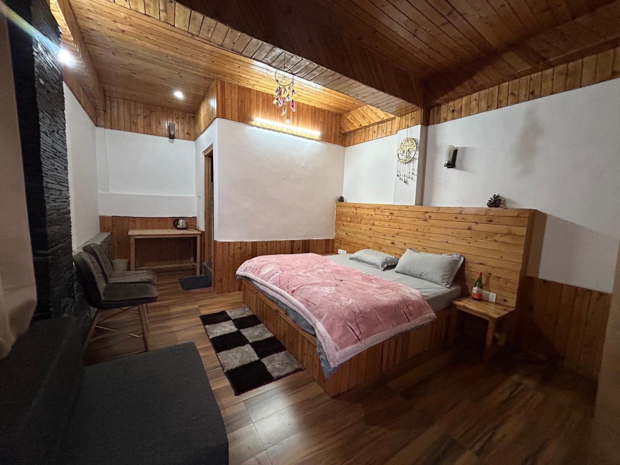 The Himalayan Sukoon Villa Near Jibhi Banjār エクステリア 写真