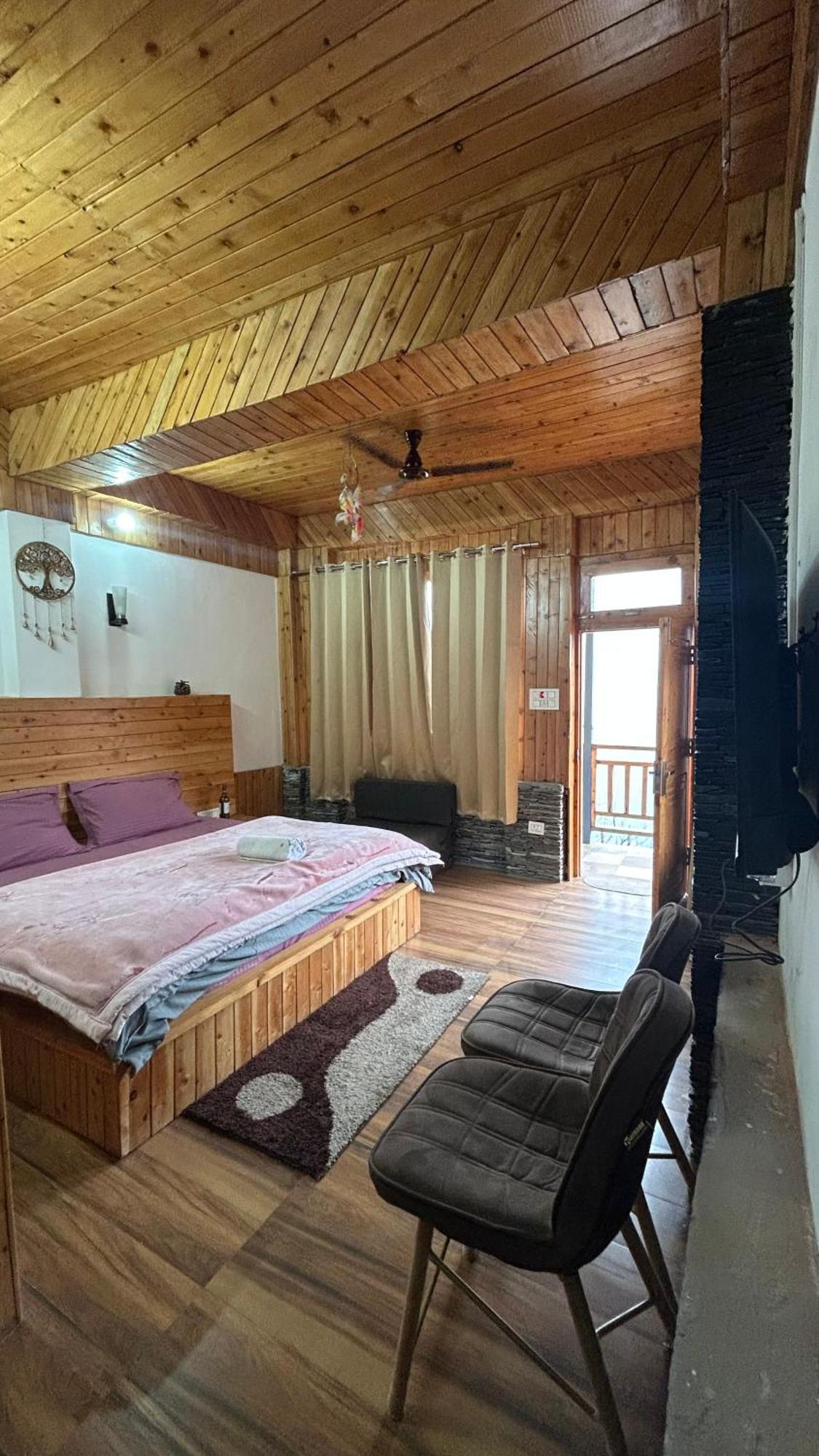 The Himalayan Sukoon Villa Near Jibhi Banjār エクステリア 写真