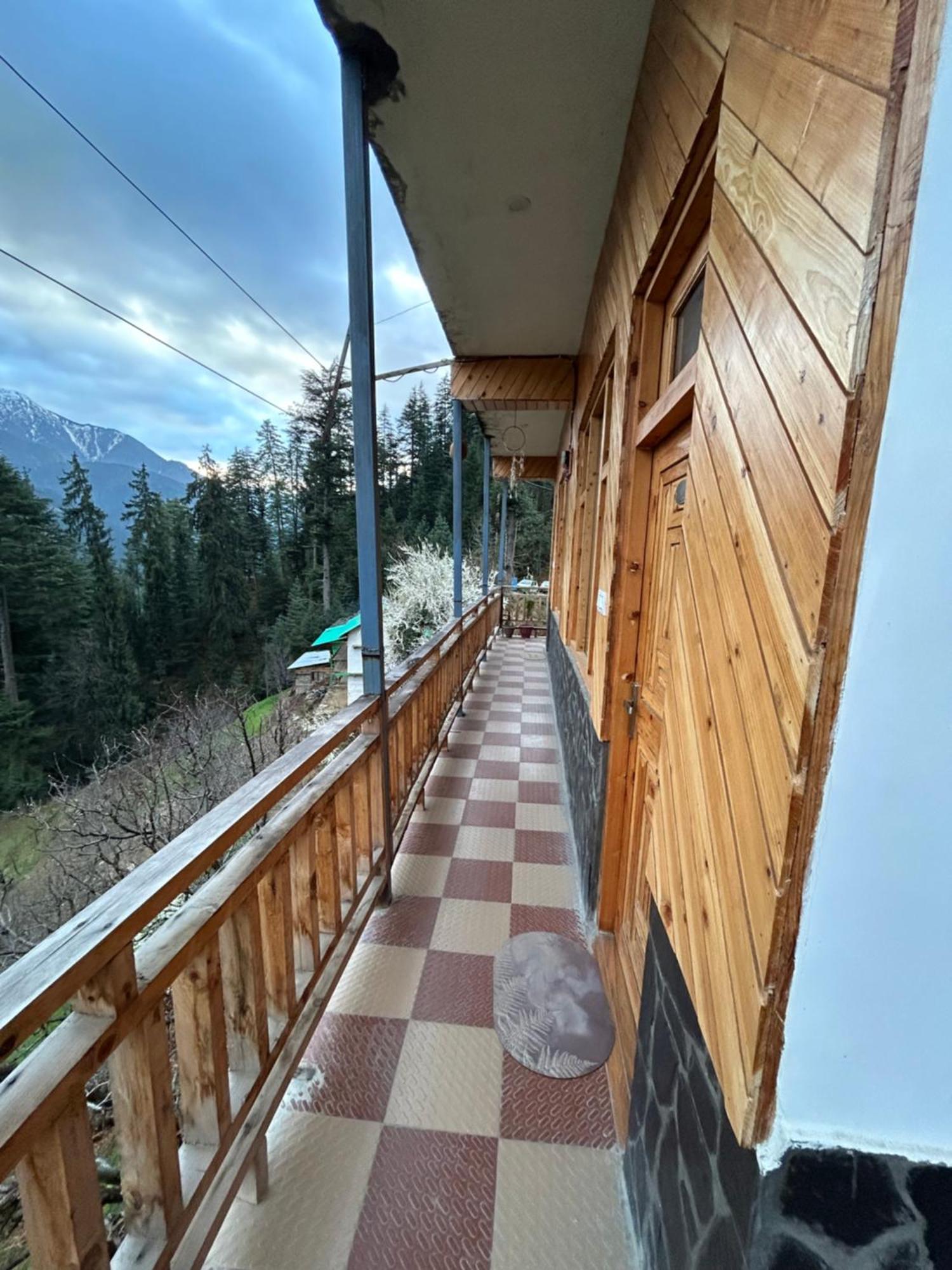 The Himalayan Sukoon Villa Near Jibhi Banjār エクステリア 写真