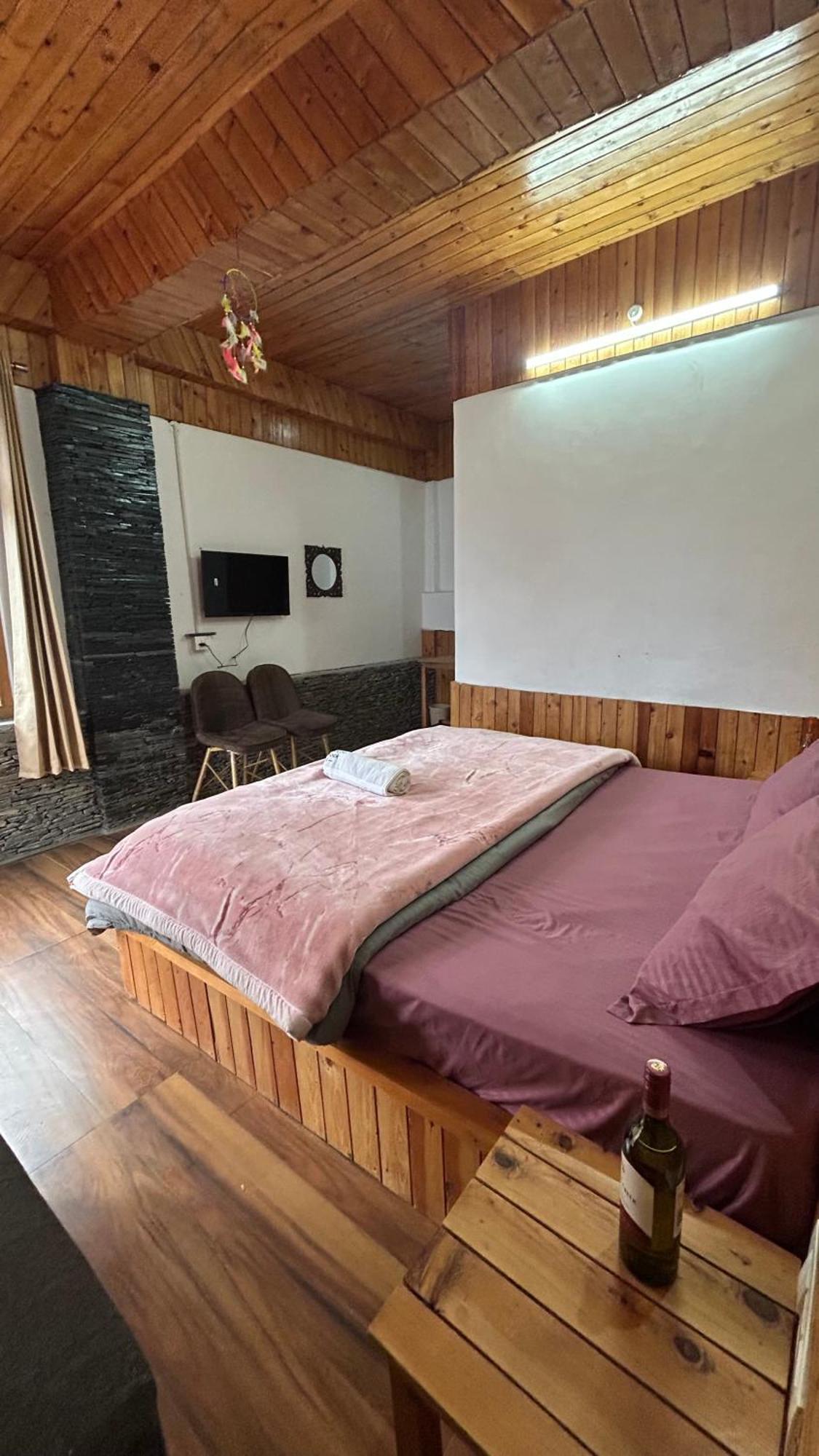 The Himalayan Sukoon Villa Near Jibhi Banjār エクステリア 写真